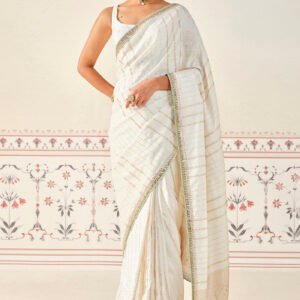 Siamak Handwoven Benarasi Silk Saree - Ivory ₹105,500 MRP Inclusive of all taxes