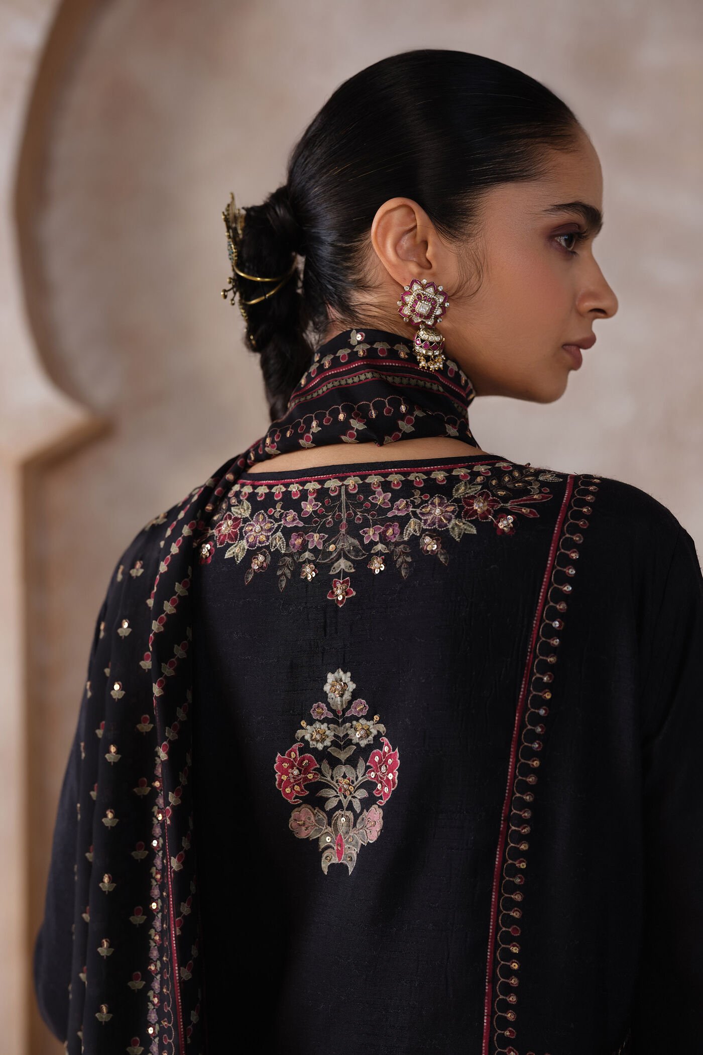 Avellana Silk Anarkali Set - Black ₹110,000 MRP Inclusive of all taxes - Image 5