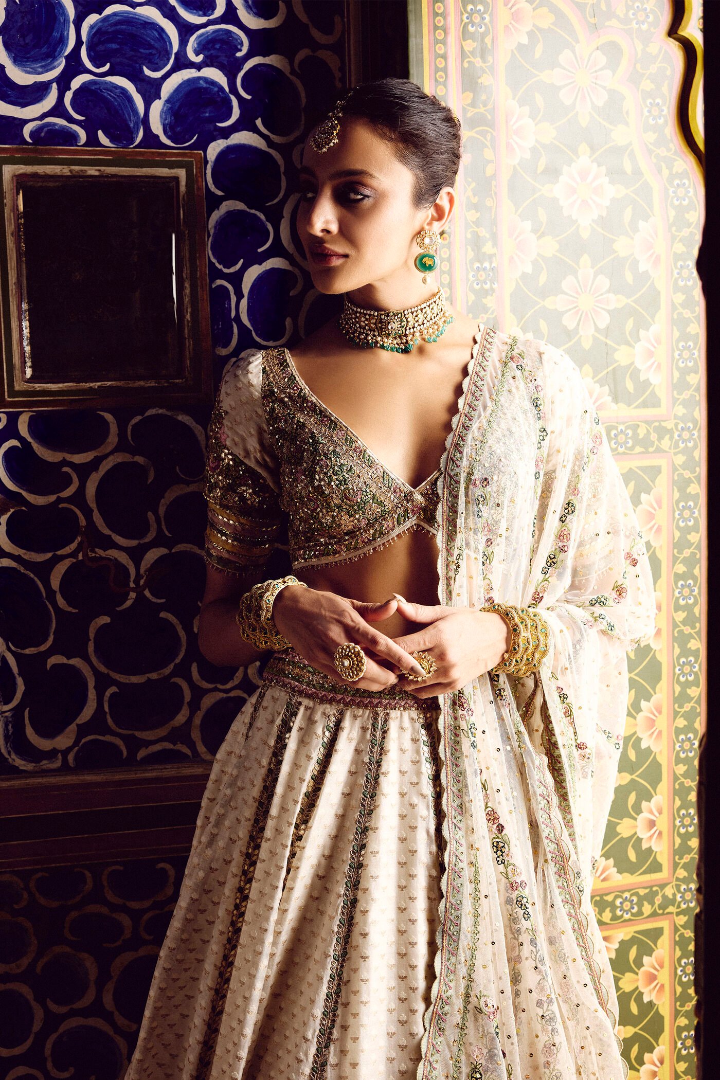 Sarojam Handwoven Benarasi Lehenga Set - Ivory ₹551,500 MRP Inclusive of all taxes - Image 3