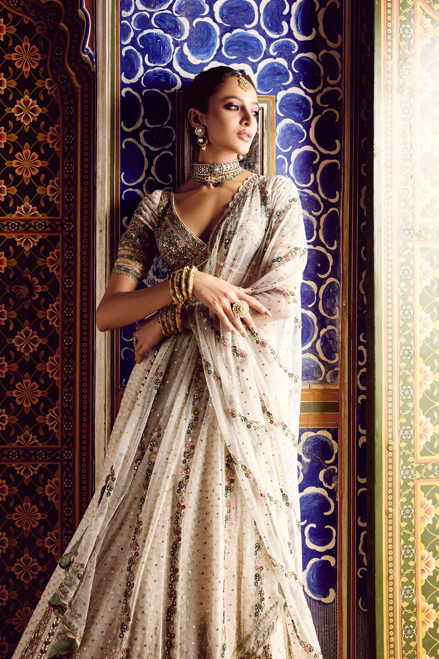 Sarojam Handwoven Benarasi Lehenga Set - Ivory ₹551,500 MRP Inclusive of all taxes - Image 4